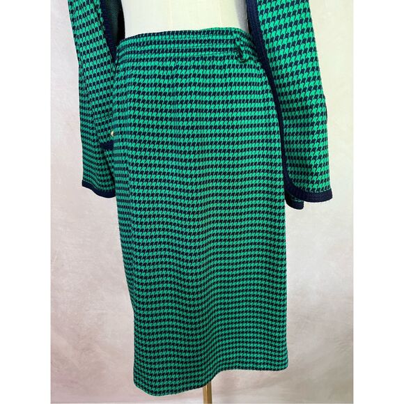 Vintage Skirt and Jacket Set Plus Size - Picture 3 of 7